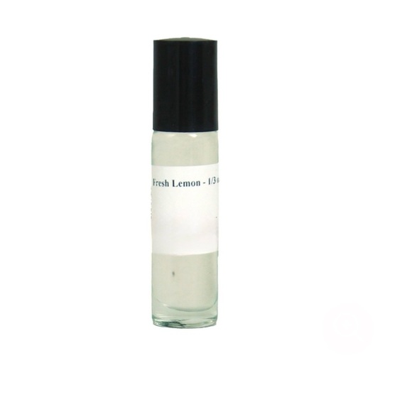 Fresh Lemon Oil 1/3 Roll-On - Picture 1 of 3
